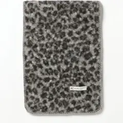 ヒョウ柄マフラー