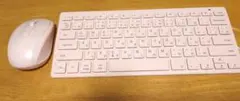 ダイソー Bluetooth 薄型　ワイヤレス キーボード マウス ピンク