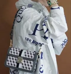 【GW限定】intoxic rehersall 幾何学模様 ショルダーバッグ