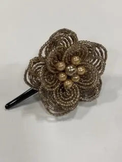 髪飾り　バレッタ　花飾り　ブロンズ　ビーズ装飾　エレガント　新品