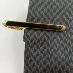 イヴサンローラン ネクタイピン ゴールドxブラック YSLロゴ カサンドラ（志）