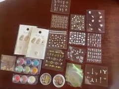 【ネイルセット11種類】4個セット300円〜選択OKのサムネイル