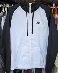 Nike ナイロンジャケット ホワイト/ブラック
