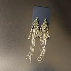 ピアスのサムネイル