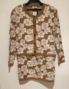 新品　nab noel ナブノエル　ニット セットアップ　ブラウン　花柄