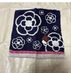 美品　クレイサス　花柄　タオルハンカチのサムネイル
