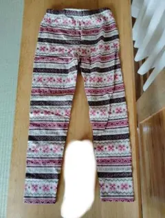 子供服　2点セット　スパッツ125〜135cm（新品）チョッキ（古着）