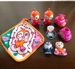 アンパンマン フィギュアセットとミニタオル