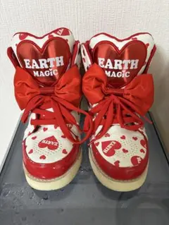 EARTH MAGIC ハート柄厚底スニーカー 21cmのサムネイル