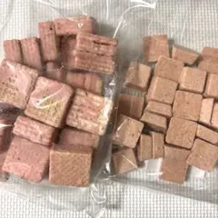平塚製菓アウトレット　クランチチョコ(苺風味)＆コーティングウエハース　2袋のサムネイル
