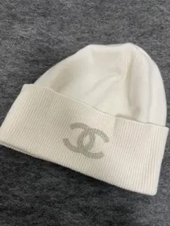 m*y様 CHANEL ニット帽 ビーニー ホワイトのサムネイル