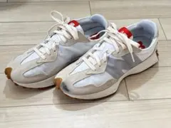 New Balance スニーカー ホワイト　グレー　ベージュ　レア　327