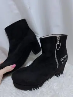 Item thumbnail for item 49f640f0-54d4-46cc-8780-10e67bc3ca14