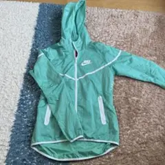NIKE ウィンドウブレーカー　M