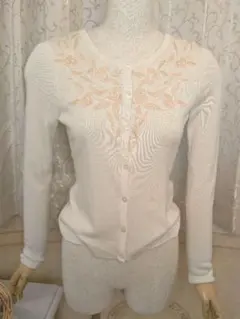 ハロッズ　カーディガン　フラワー刺繍　カシミヤ混　ホワイト系