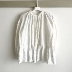 美品⭐︎BEAMSBOY⭐︎カットワークロングスリーブスモック⭐︎ブラウスのサムネイル