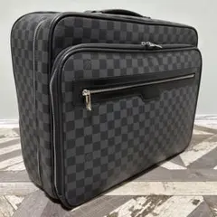 Item thumbnail for item bfda29ac-54b0-41c0-ba41-992275378844