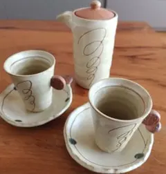 陶器製カップ・ソーサーセット 茶こし付き筒型急須