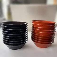 小皿 黒10枚＋朱10枚 深さあり 直径約12cm 和食器