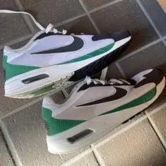 Nike Air Max スニーカー ホワイト/グリーン/ブラック 26cm