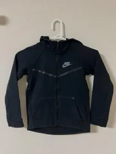 NIKE（ナイキ）スポーツウェア テック フリース　110〜116cm