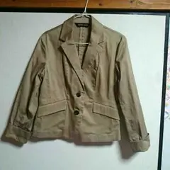 ベージュジャケット★