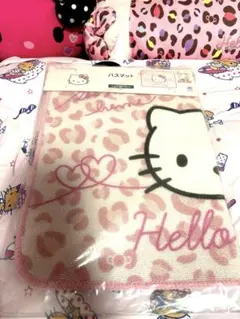 【新品】完売品 ハローキティ バスマット ピンク ヒョウ柄 45×65cm