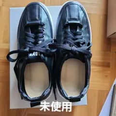 未使用 FASHION ブラック 紐スニーカー ２４.５㎝のサムネイル