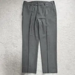 W88/76【UNIQLO】夏パンツ・グレー