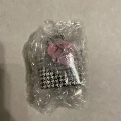 ガチャガチャ　JILL フリルトートバッグリング付きキーホルダー　ちどりブラック