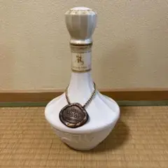 ニッカウヰスキー - 東京都限定◆ニッカ 鶴 白陶器 760ml 43% NIKKA1252g【V】 楽天市場】【東京都在住限定】終売品 ニッカ 鶴 17年 陶器ボトル