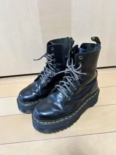 〈値下げ中〉Dr.Martens JADON 8ホール　BK UK4厚底