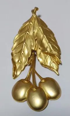 2026年最新】KENZOブローチの人気アイテム - メルカリ