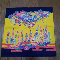 沖縄　紅型風呂敷(藤の花)