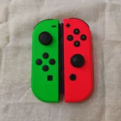 Nintendo Switch ジョイコン 赤と緑　06