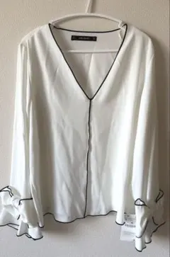 【期間限定値下】新品 ZARA ザラ 袖リボンブラウス リボン袖 トップス L