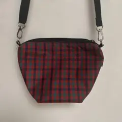 ファミリア　舟形ポシェット　赤チェックのサムネイル
