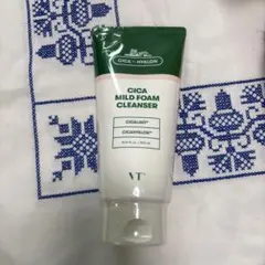 VT CICA MILD FOAM CLEANSER 300ml