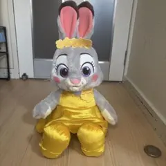 ☆ズートピア2 ジュディぬいぐるみ　ドレス