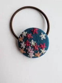 刺繍 花柄 ヘアゴム ブルーのサムネイル