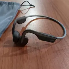 Shokz OpenMove 骨伝導イヤホン 収納袋付き