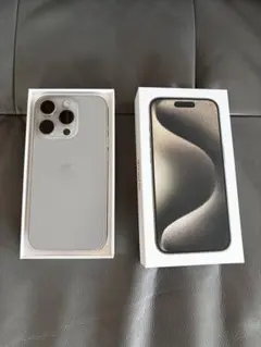 Apple iPhone 15 Pro ナチュラルチタニウム