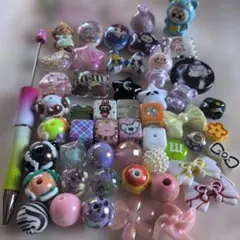 きょし様専用カスタムボールペン1本、各種ビーズ50個セット