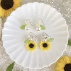 Flower beads×ドーム向日葵*ピアス イヤリング - メルカリ