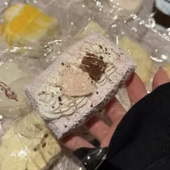 Ding jingle bells 三層丸トーストスクイーズ - メルカリ