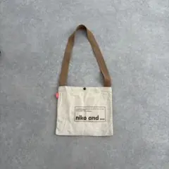 niko and... サコッシュ ショルダーバッグ