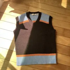MARNI Vネックニットベストのサムネイル