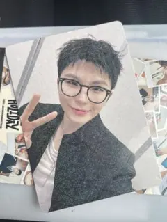 SEVENTEEN WOOZI ウジ　HOLIDAY fc更新　トレカ