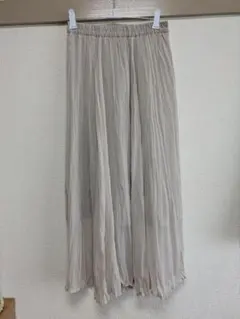 GU　ベージュ グレージュ　プリーツスカート ロングスカート