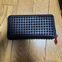 ⭐️コッシー様専用⭐️Christian Louboutin スタッズコインケース